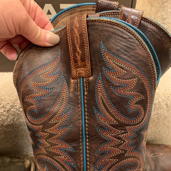 2 Pairs for CRAFT and Repurpose use Only Ariat Boots - Picture 2 of 16